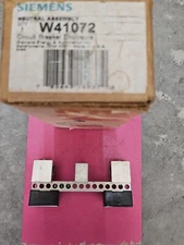 SIEMENS W41072 Circuit Breaker Enclosure Neutral Assembly 
