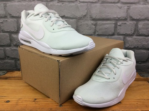 air max oketo trainers