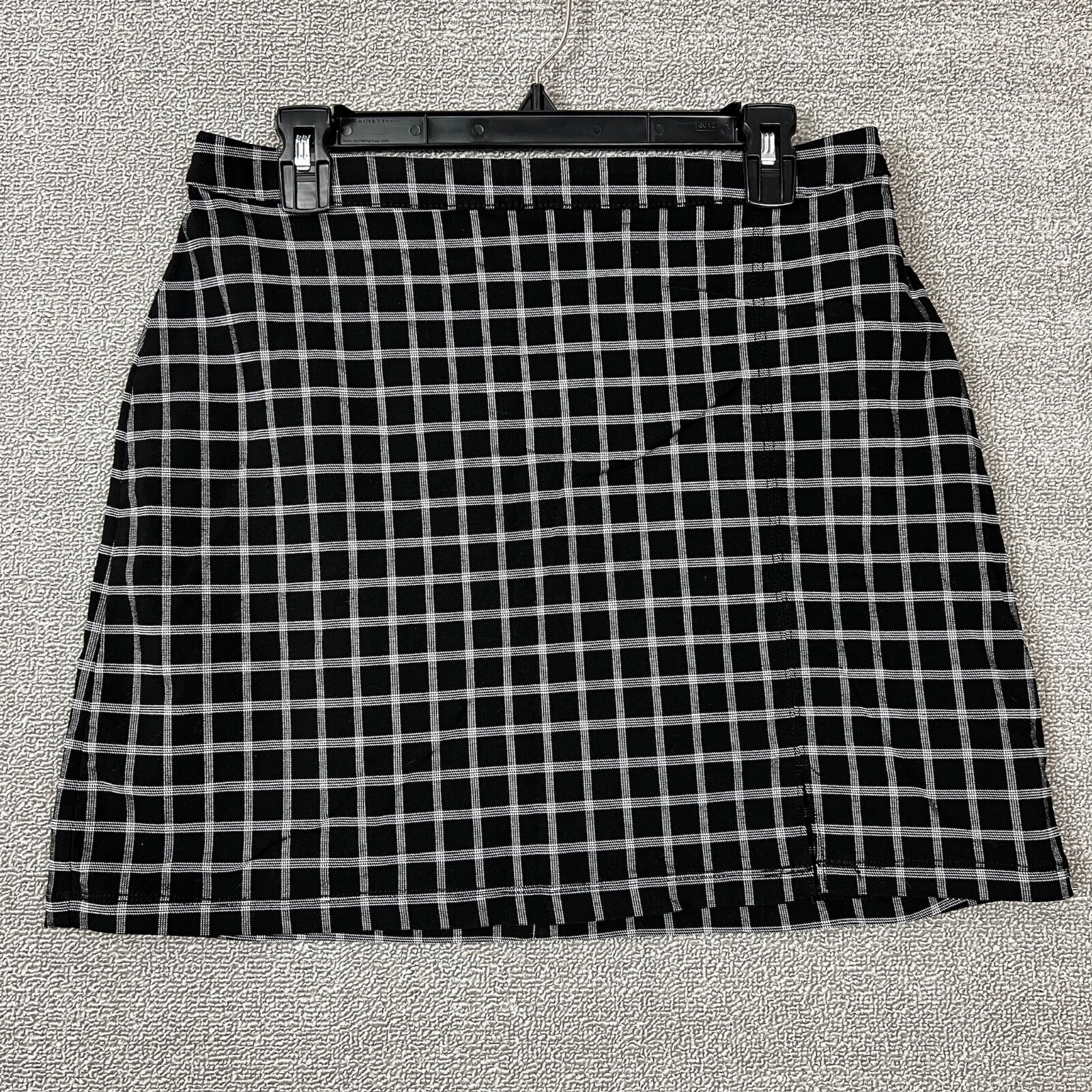 Hollister Mini Skirt Ultra Hi-Rise Women's Size Large black Check Back Zip-image