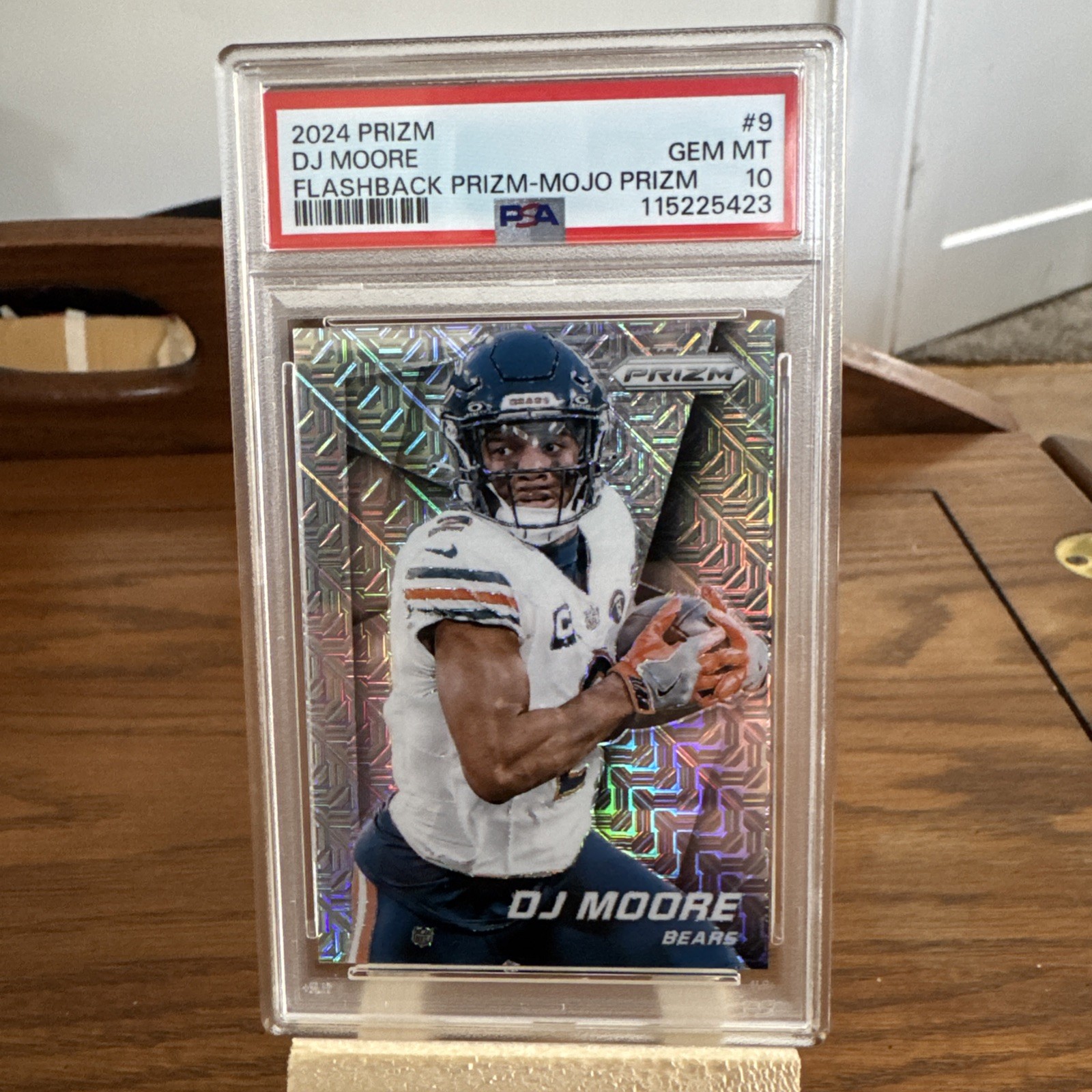 2024 PANINI PRIZM PRIZM FLASHBACK MOJO PRIZM #9 DJ MOORE 11/25 PSA 10 POP 3!!!!