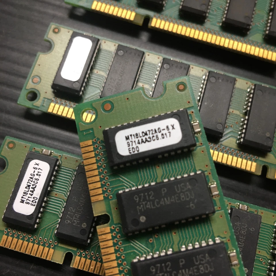 Lot of 4 Micron MT18LD472AG-6X 9714AA3C6.017 64MB 2x32MB EDO Original - Image 2 of 4