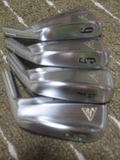 Bridgestone Js Professional Weapon 3-p Head 8 Pcs