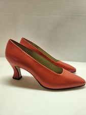 Nine West Pointed Toe Kitten Heel Orange Women Size 8.5