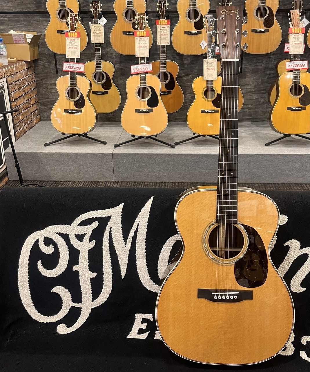 Martin 000-28 Standard SN.3017961 with Original Hard Case 2025 Acoustic Guitar