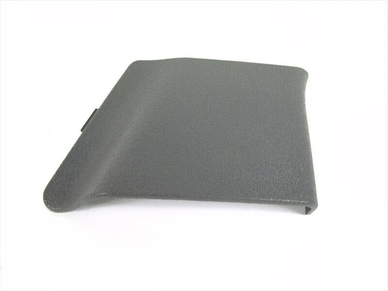 06-08 Dodge Ram Quad Cab L/H SIDE DRIVER SEAT BELT ANCHOR TRIM PANEL COVER MOPAR — 第 2/4 张图片