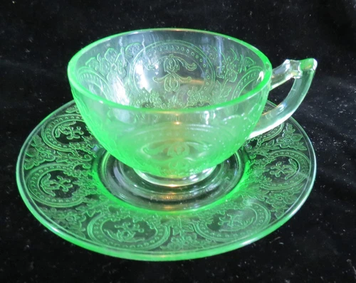 Indiana Horseshoe #610 Green Cup & Saucer Set(s)