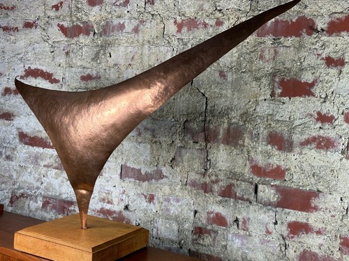 Sculpture en cuivre "La voile Libre" école moderne  - Photo 6/8