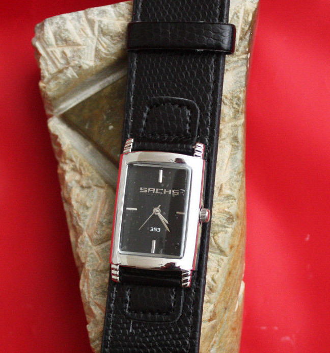 Sachs/Armbanduhr/353/Damen/ Breites Armband/ Quarz/ OVP