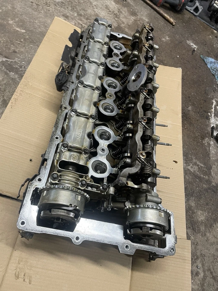 2011 BMW E90 328i N52B30A N52 Cylinder Head Assembly Complete ✅ W Camshafts - Image 2 of 4