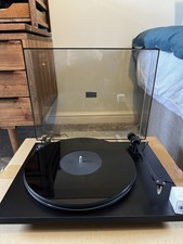 Pro-Ject Primary E Stereo Turntable Black In Original Box Excellent Condition