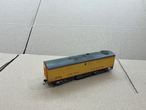 PROTO 2000 HO SCALE DIESELLOK FA2 B UNIT UNION PACIFIC N.1624 NICHTLÄUFER | Zustand: Used