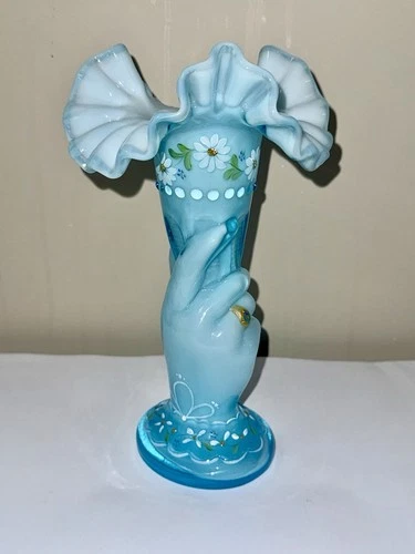 RARE FENTON Blue Ruffled Hand Glass Vase