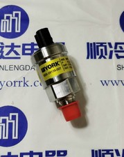 New In Box YORK 025-29139-004 Pressure Sensor