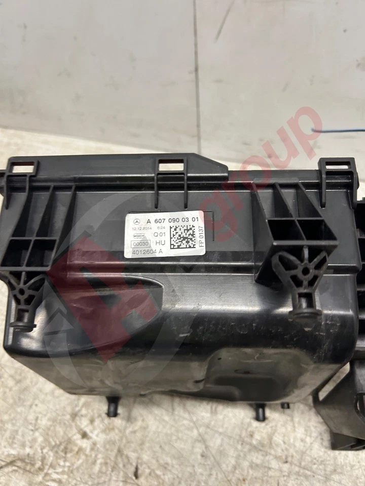 MERCEDES A KLASSE (2012-2018) OEM LUFTFILTERKASTEN MIT MAF SENSOR A6070900301 - Bild 3 von 4