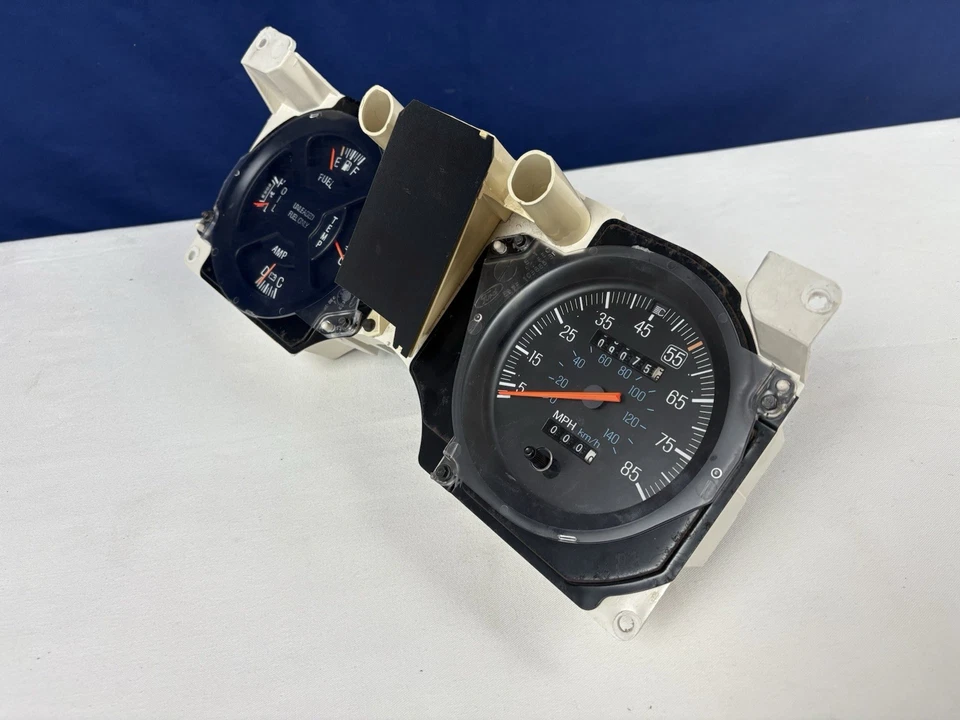 Ford Ranger 1987 OEM 2,0 L velocímetro manual tracción trasera E67F-10848-B Foto 3 de 4