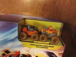Monster Jam Mini Jams El Toro Loco, Maximum Destruction Venom Scorpion New