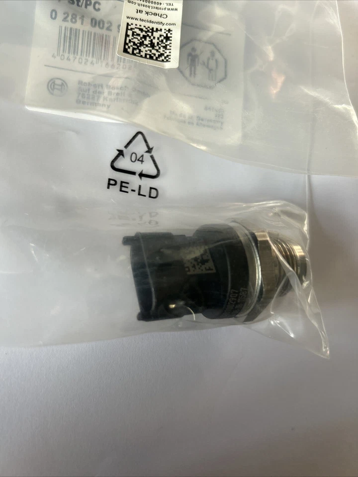 Sensor de presión de riel de combustible para RENAULT Traffic 1.9 2.2 2.5 0281002907 Foto 2 de 3