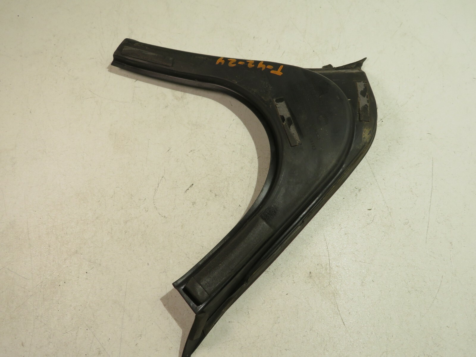 2014-2019 MASERATI GHIBLI SQ4 TRUNK LID TOP REAR LEFT TRIM COVER PANEL BLACK OEM