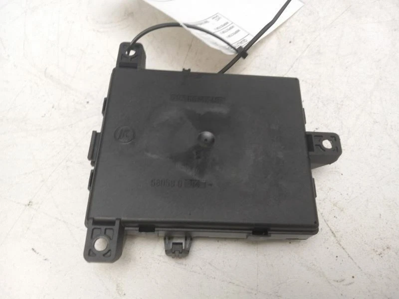 2009-2013 MERCEDES R350 R-CLASS DRIVER DOOR CONTROL MODULE OEM - Image 4 of 4