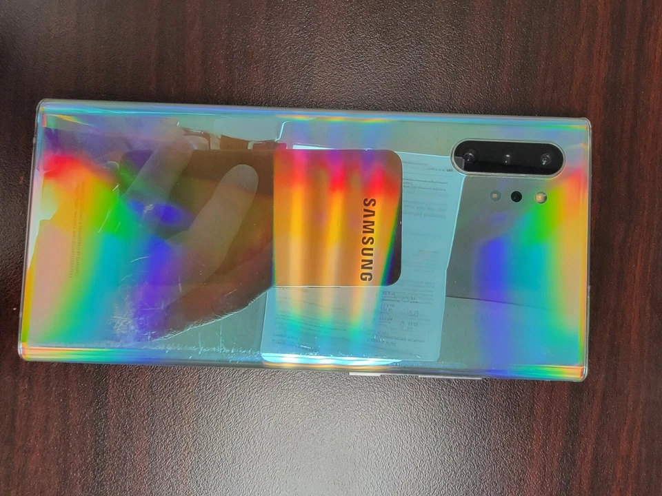 SAMSUNG GALAXY S10 ЗОЛОТОЙ, ТЕЛЕФОН ТРЕСНУЛ В ЛЕВОМ НИЖНЕМ УГЛУ, - Изображение 2 из 4