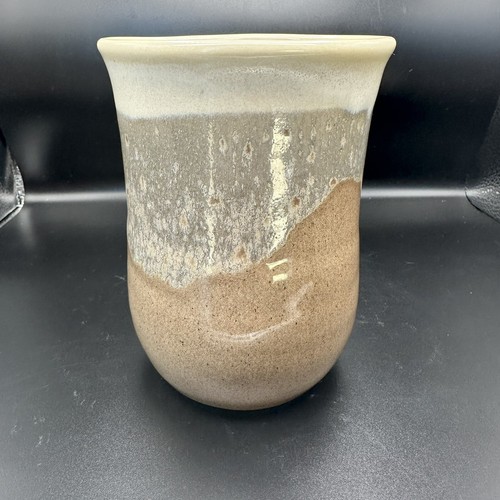 Left Hand Warming Ceramic Mug Neher Pottery Clay Desert Sand Signed 2019 - Picture 3 of 10