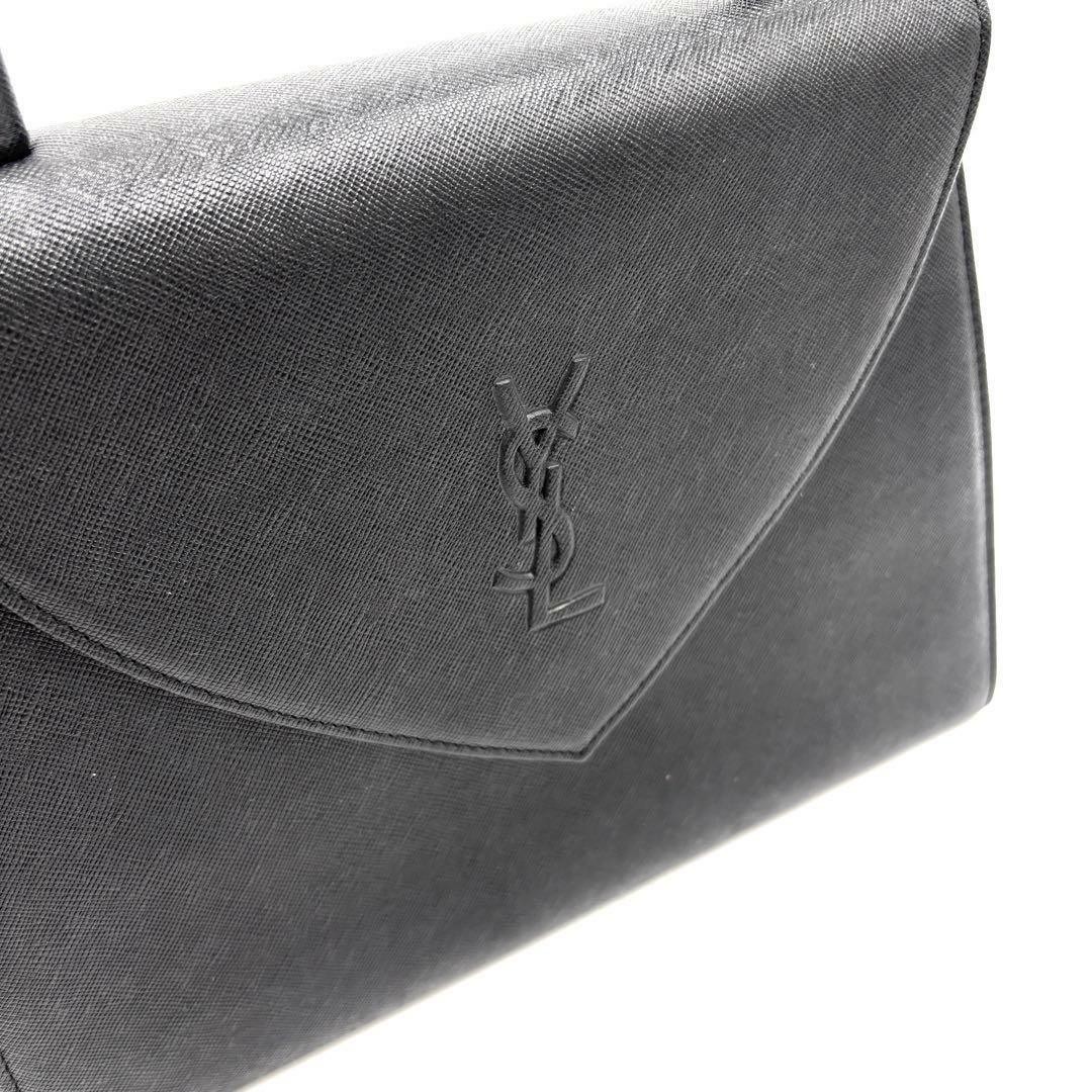 Borsa a mano Yves Saint Laurent logo pelle patta formale Ysl donna nera