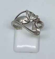 Vintage rings made of 925 silver, Size 7.5 . Weight 2.61 g.Jewelry from Ukraina