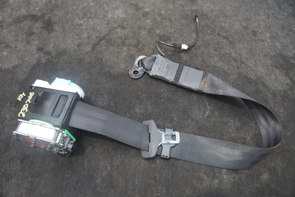 Cinturón de seguridad pasajero delantero derecho retractor cupé negro 423857706 Audi R8 2008-15 Foto 2 de 3