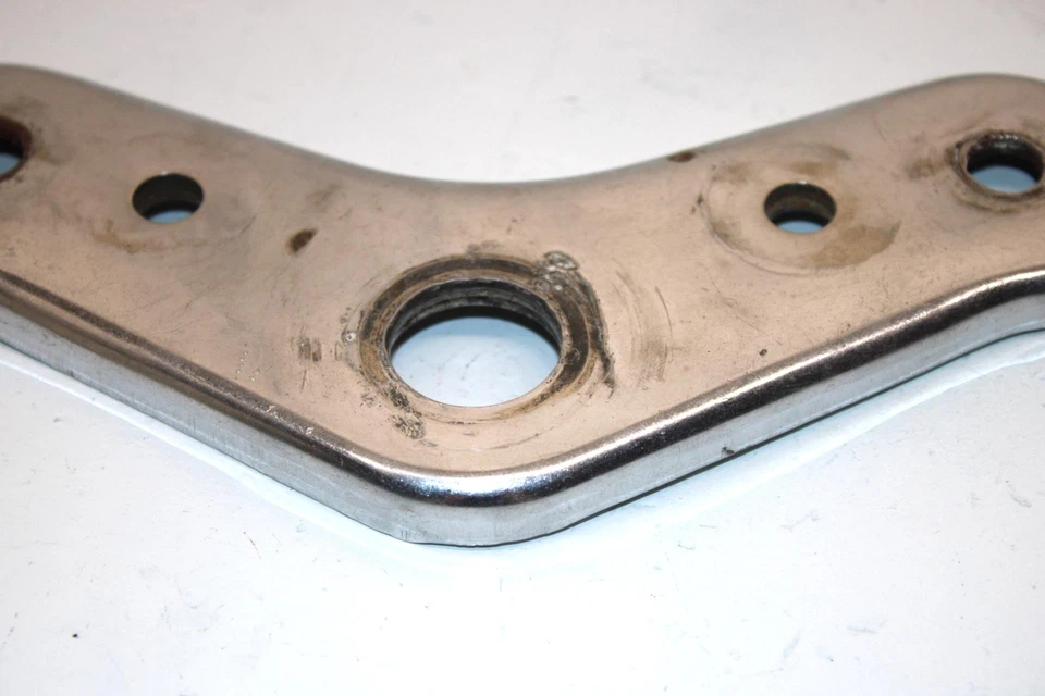 Árbol triple superior 83 Suzuki Alt125 3x9 modelo D OEM 51310-24300 AS12 Foto 3 de 4