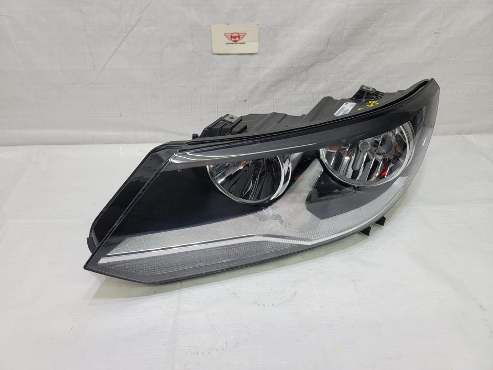 Faro halógeno lado conductor izquierdo Volkswagen Tiguan 2012-2017 OEM 5N0-941-005-C Foto 3 de 4