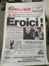 CORRIERE DELLO SPORT 1982 EROICI POSTER PAOLO ROSSI PERTINI CAMPIONI 