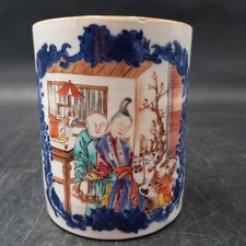 Chinesischer Porzellan Becher/Tasse mit Figur Szene in polychrom bemalt