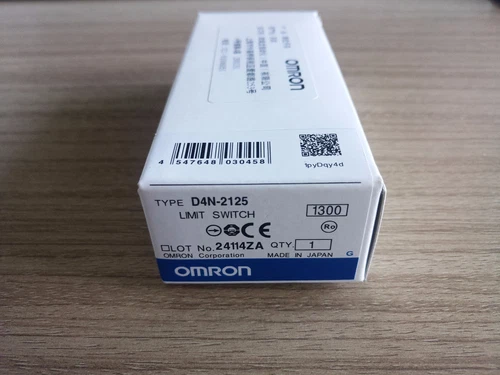 1PC Omron D4N-2125 D4N2125 Limit Switch New