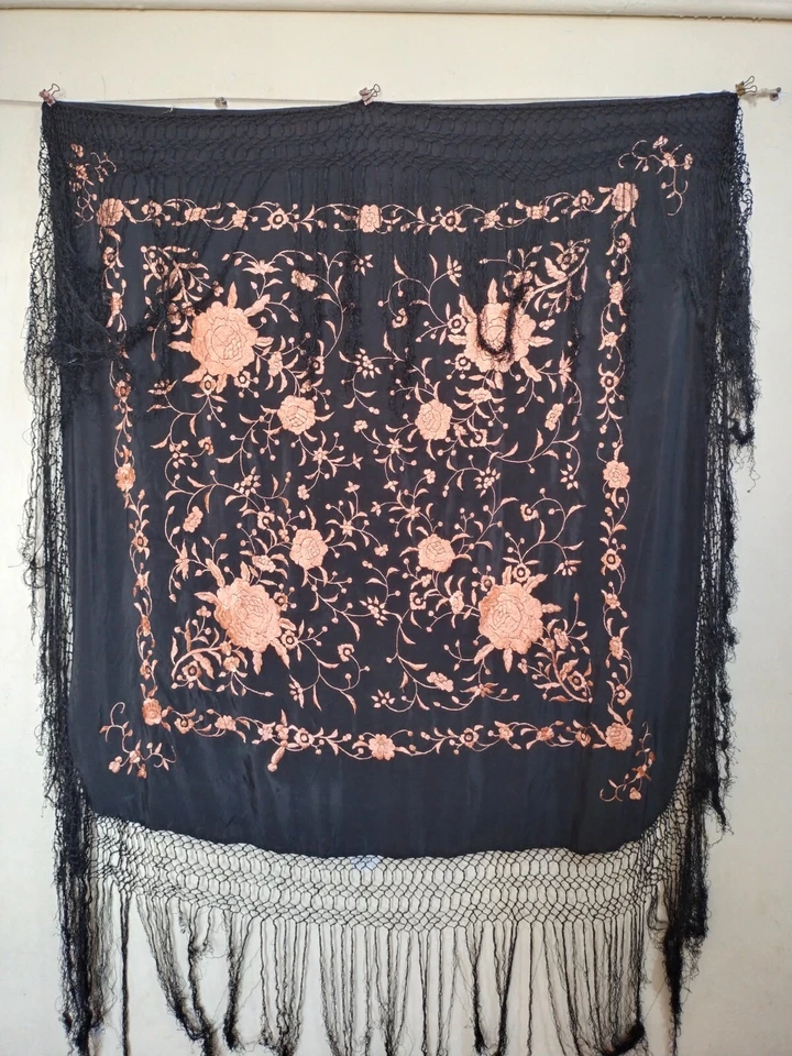 惊人的复古中国丝绸披肩钢琴流苏刺绣针线围巾 — 第 4/4 张图片