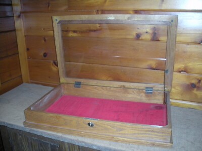 Vintage Solid Oak DISPLAY CASE / Very Nice Solid Case