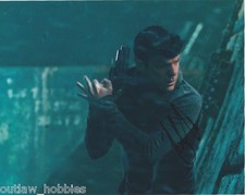 Zachary Quinto Star Trek Signed Autographed 8x10 Photo COA