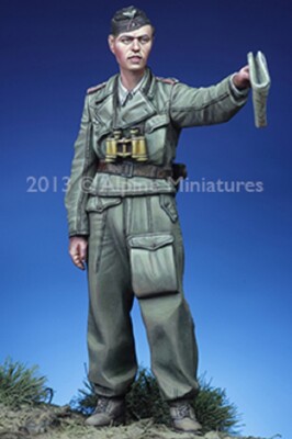 MW22 ALPINE MINIATURES 35149 NCO SPZABT 502  1/35 FIGURE