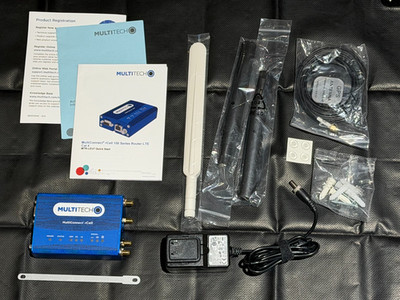 MULTITECH MultiConnect rCell ~ MTR-LNA7-B10-US ~ Cellular Router w Accessory Kit