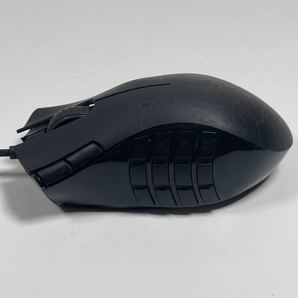 Razer Naga Molten Special Edition MMO Gaming Mouse RZ01-0028 - Black - Image 4 of 4