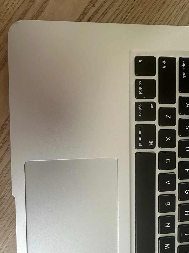 Apple MacBook Air 13" 2017 · i5 · 8GB · 1TB, photo 4 of 5