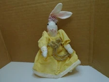 1997 FOUR STAR BUNNY RABBIT IN YELLOW DRESS 8.5" FIGURE TREE TOPPER (CB2968)