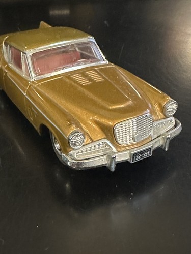 Matchbox Dinky 1958 Studebaker Golden Hawk DY026/B Gold 1:43, 1993 MIB - Picture 6 of 9
