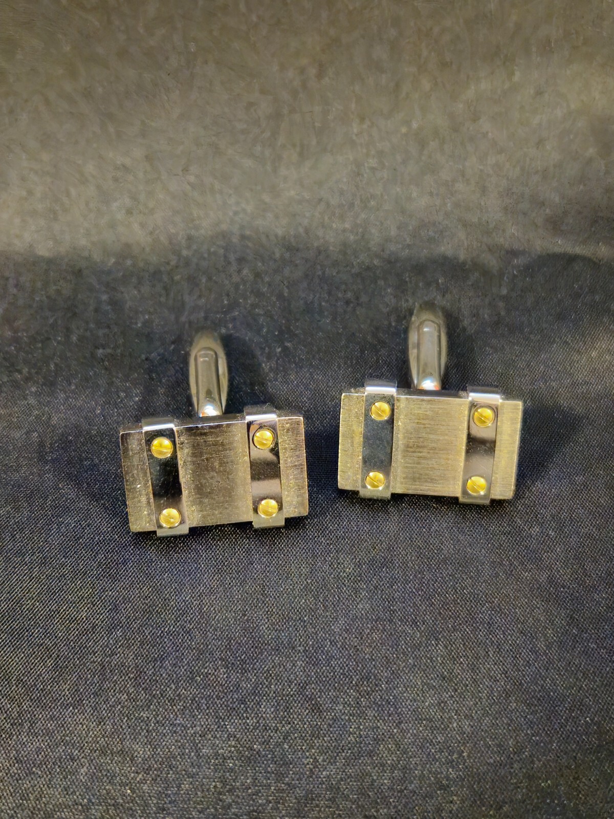 SIlver colour rectangular Cufflinks - image 2