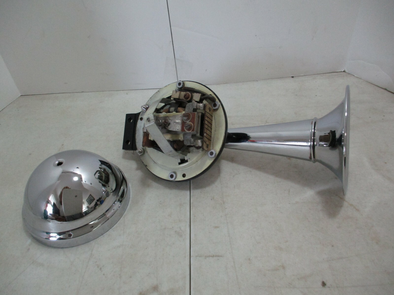 Lucas Wind Tone horn (30's-40's) Rolls-Royce, Bentley, Jaguar, Phantom II, III