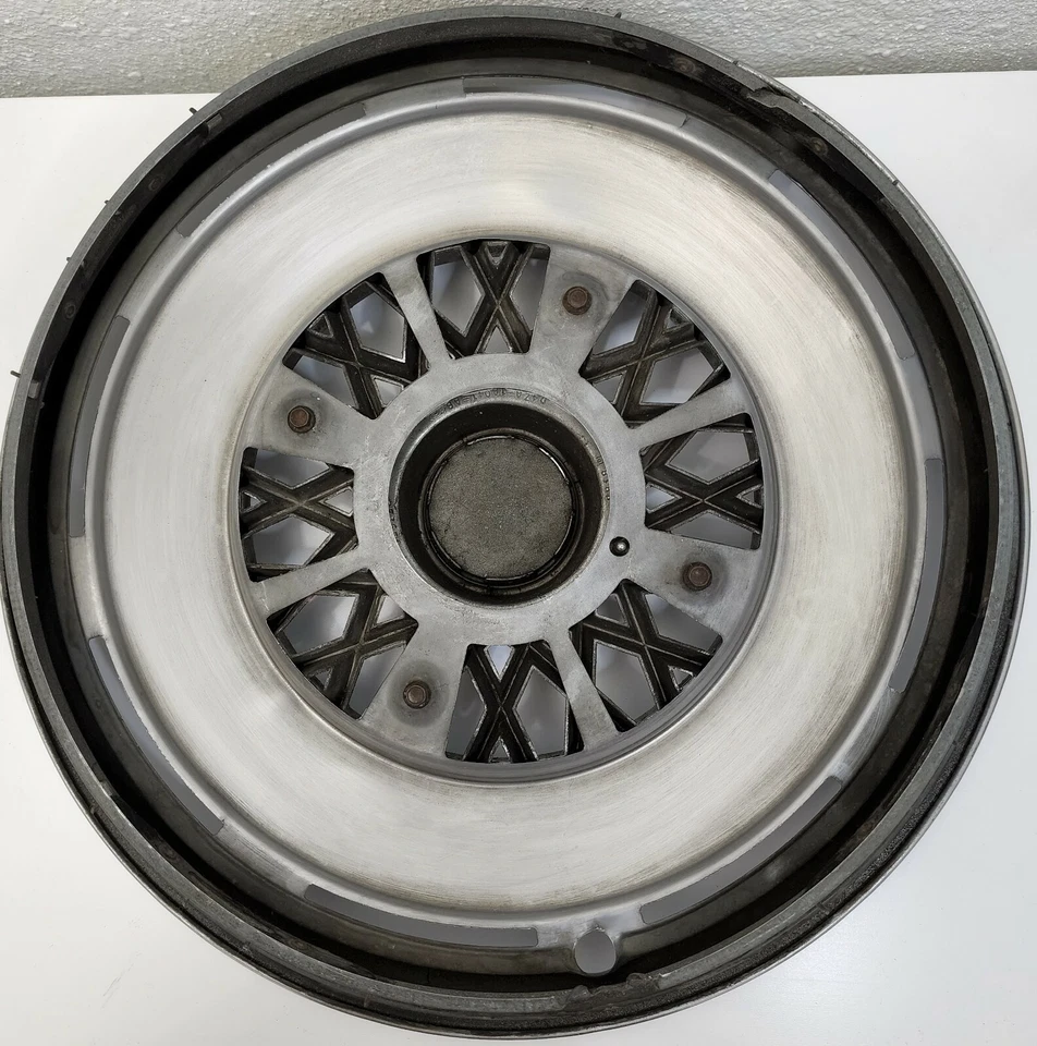 DE COLECCIÓN FORD MUSTANG II ORIGINAL 1974-1978 TAPACUBOS OEM CUBIERTA DE RUEDA RU1 Foto 4 de 4