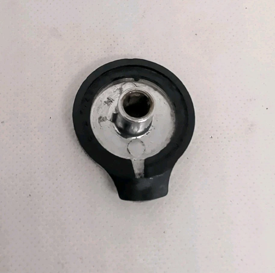 Nuevo de Lote Antiguo GM 1971-1973 Oldsmobile 98 Delta 88 Toronado Altavoz Fader Control Perilla Foto 2 de 3