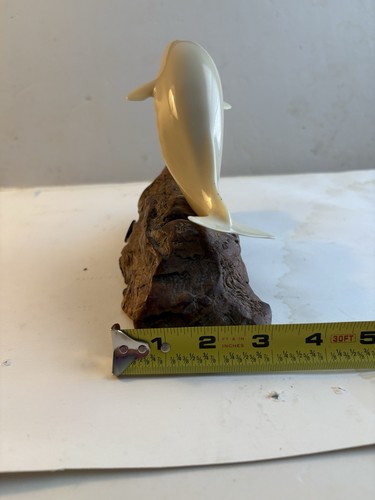 Vntg John Perry White Beluga Whale Sculpture on Burl Wood Sea Life Art Figurine - Picture 15 of 24