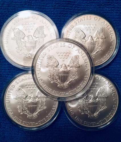 WOW! 2010 US SILVER EAGLE 1.094 OZ (TROY OZ) UNC 1 EACH ALMOST PERFECT-GRADE IT!