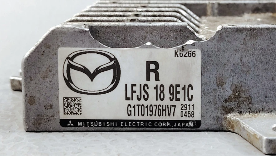 Mazda 3 2.0L A/T Transmission Control Module UNIT TCM TCU LFJS 18 9E1C TAB BROKE - Image 3 of 4