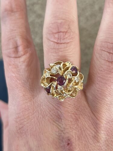 14k Yellow Gold Vintage Ladies Natural Ruby Diamond Cluster Cocktail Ring 7.75 - Picture 11 of 11